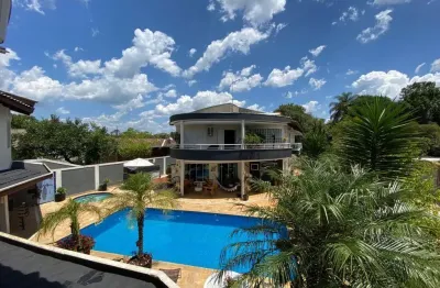 Vendo lindo sobrado de alto padrão em condomínio fechado em embu-guaçu.