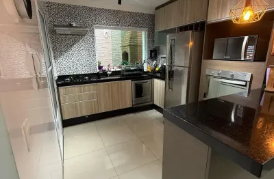 Casa em condomínio fechado na vila formosa– conforto, segurança e privacidade!