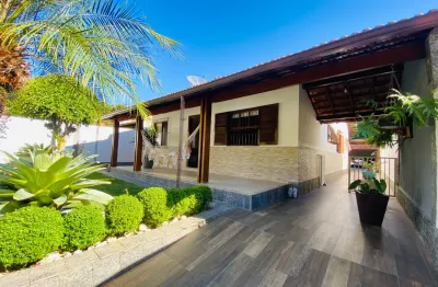 Linda casa em bairro residencial tranquilo - Prata - Teresópolis RJ - R$ 980.000,00