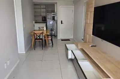 Apartamento com 2 quartos para alugar na Rua Meira Júnior, 525, Centro, Cabo Frio