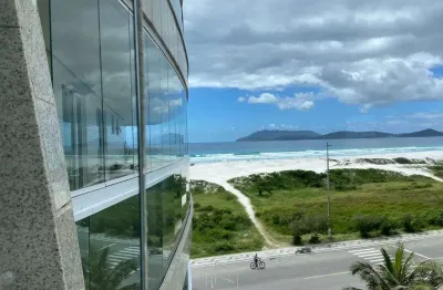 Apartamento de alto padrão à venda e para locação – 03 suítes vista para o mar