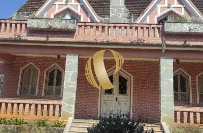 Casa com 4 quartos para alugar no Centro, Sete Lagoas 