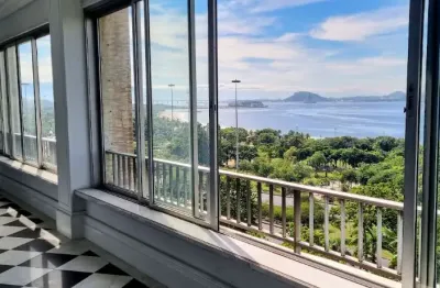 Residência com vista deslumbrante para a baía de guanabara