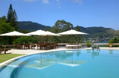 Refúgio em meio a natureza paradisíaca em mangaratiba