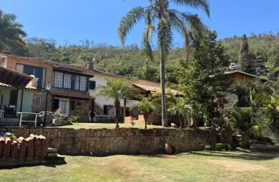 Seu refúgio em nogueira casa tradicional próximo a itaipava