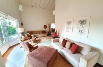 Casa à venda – loteamento mont blanc residence, com quintal grande
