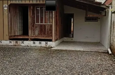 Casa com 2 quartos à venda no Paranaguamirim, Joinville 