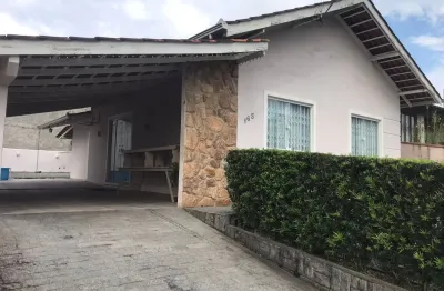 Casa com 3 quartos à venda no Petrópolis, Joinville 