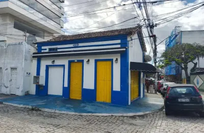 Loja para locação em cabo frio, centro, 2 banheiros