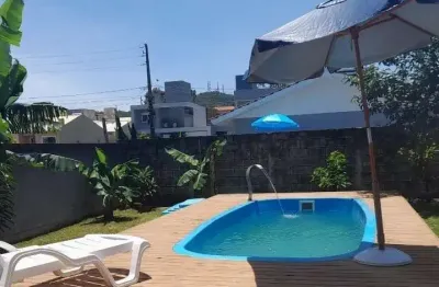 Casa com 3 quartos à venda no Centro, Garopaba 