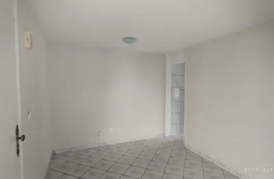 Apartamento à venda em mogi mirim no condominio residencial jardim nazareth