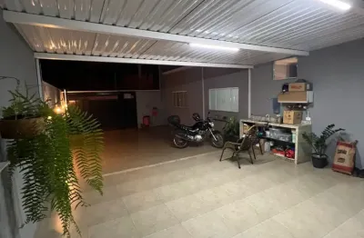 Linda casa com pouco tempo de construção no jardim eldorado em mogi guaçu. possui 140m² de construção
