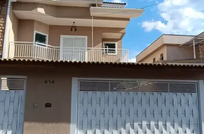 Belíssima casa à venda no portal dos ipês | casa com móveis planejados e closet montado
