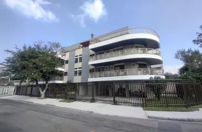 Prédio baixo - gleba a / cobertura - cobertura duplex de 172m, reformada. 3 quartos, sendo 2 suites