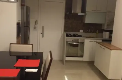 Copacabana - apartamento reformado de 50m. 1 quarto suíte.