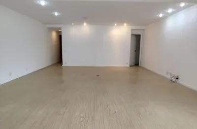 Rua rogério karp / recreio dos bandeirantes - maravilhoso apartamento. 3 quartos, sendo uma suite