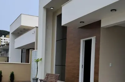 Viva com conforto! casa com piscina e área gourmet no bairro pedra branca