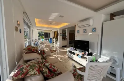 Cobertura à venda 30 metros da praia dos ingleses - florianópolis/sc