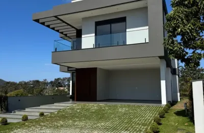 Casa para venda em  condomínio de campo de golf 4 dormitórios, 4 suítes, 6 banheiros, 4 vagas
