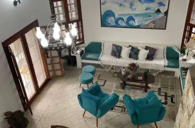 Casa com 5 quartos à venda na Praia da Lagoinha, Ubatuba 