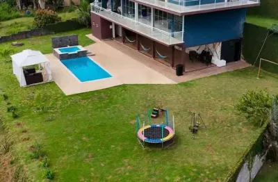 Casa com 3 quartos à venda no Itaim, Taubaté 