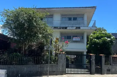 Casa Residencial Excelente para Comercial  em Vila Laura- Salvador/Ba