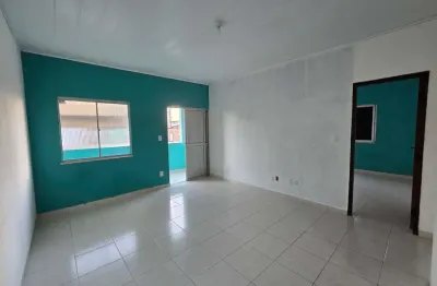 Apartamento 2/4 com suíte no centro de dias d’ávila, a 120m da praça acm