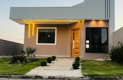 Linda casa com suíte e área gourmet no condomínio vitória dos anjos 2