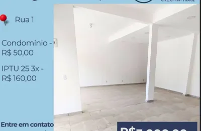 Loja ampla para alugar na rua 1 – itaipuaçu, maricá/rj | 56m² | banheiro e ponto de ônibus na porta