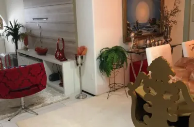 Lindo apto no bairro dionísio torres, com  suítes, dependência de empregada e  2 vagas