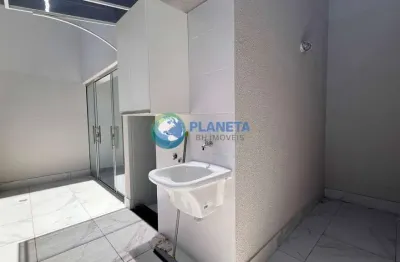 Apartamento com área externa | 2 quartos | 1 suíte | 2 vagas cobertas | santa branca |