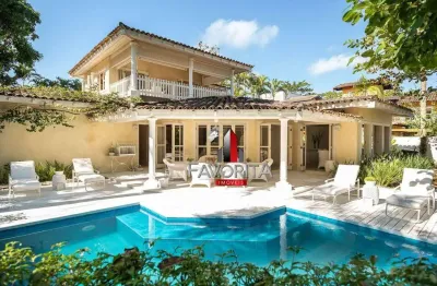 Casa com 7 dormitórios à venda, 526 m² por r$ 10.990.000,00 - baleia - são sebastião/sp