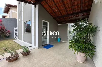 Casa em condominio, 3 quartos sendo 1 suite, 3 vagas de garagem
