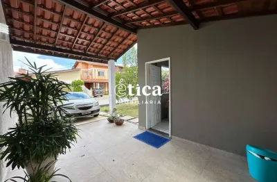 Casa em condominio, 3 quartos sendo 1 suite, 3 vagas de garagem