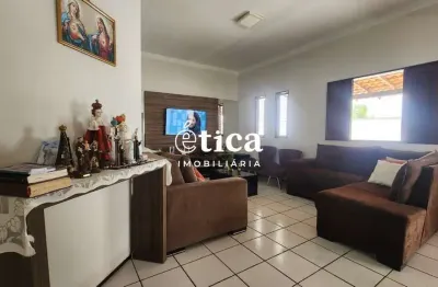 Casa na chácara brasil com 213m², 3 quartos sendo 1 suíte e 1 semi