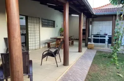 Imóvel para venda possui 300 metros quadrados com 3 quartos em campo belo  sp