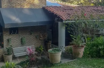 Chácara / sítio com 3 quartos à venda na Praça Coronel José Cícero Sampaio, Zona Rural, Pacoti
