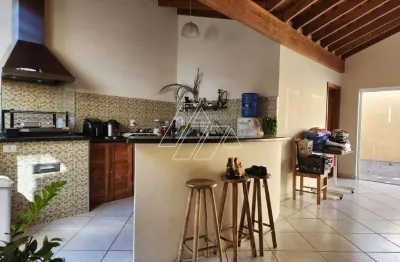 Casa à venda no Jardim Marília, Marília 