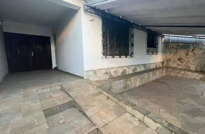 Casa com 4 quartos à venda no Palmital, Marília 