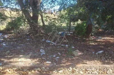 Terreno à venda no Conjunto Residencial Luiz Egydio de Cerqueira César, Marília 