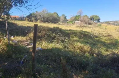 Terreno à venda no Conjunto Residencial Luiz Egydio de Cerqueira César, Marília 