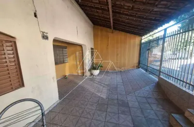 Casa com 3 quartos e edícula para locação – zona oeste, próximo ao colégio oracina, marília/sp