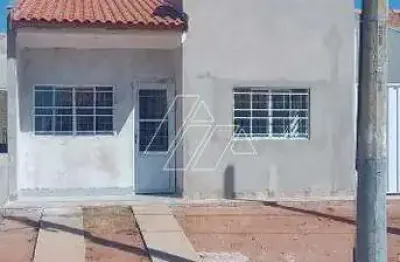 Casa com 2 quartos à venda no Jardim Santa Antonieta, Marília 