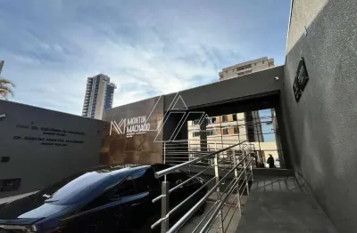 Sala comercial com 18 m² e vagas para até 2 carros para locação no bairro alto cafezal – marília/sp.