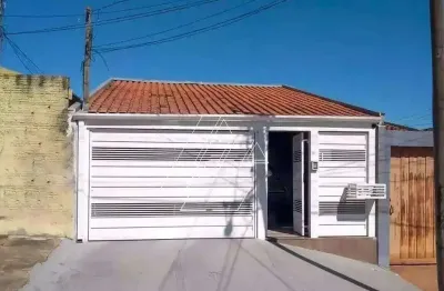 Casa com 3 quartos (1 suíte) e 2 vagas à locação no jardim monte castelo – marília/sp