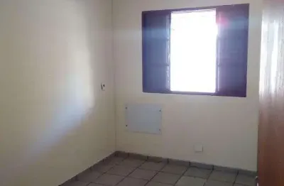 Casa com 2 dormitórios sendo 1 suite para alugar por r$ 2000/mês - jardim maria izabel - marília/sp