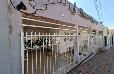 Casa com 3 quartos à venda no Alto Cafezal, Marília 