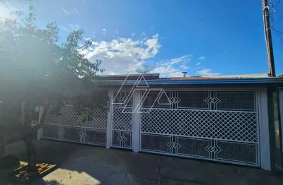 Casa com 3 quartos à venda no César de Almeida, Marília 