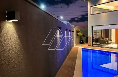 Casa à venda na Lácio, Marília 