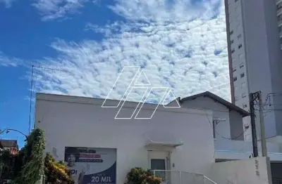 Casa com 3 vagas à aluguel no centro – centro, marília/sp